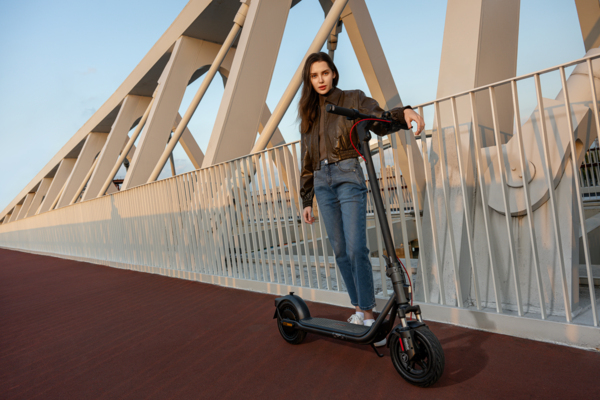 Електросамокат Segway-Ninebot F2 PRO E II фотографии